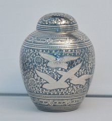 Urns- (46),
